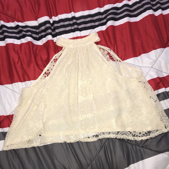 Lace Sleeveless Top - Picture 2 of 4